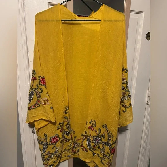 Three Bird Nest Fun in Florals - Picture 3 of 4